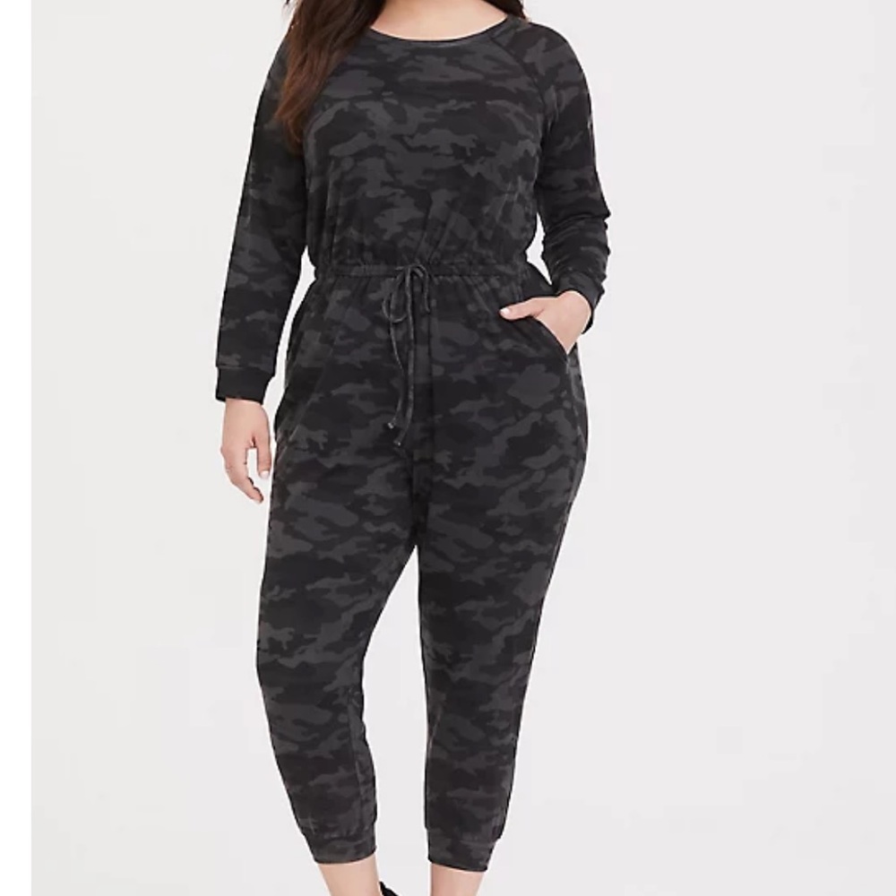 NWT - Torrid 0/12 - Grey Camo, French Terry tie-waist Jumpsuit